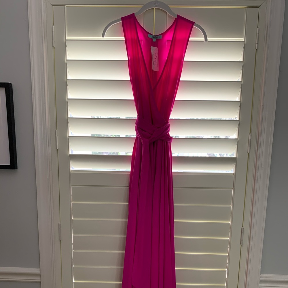 Beautiful Karlie Bright Pink Sassy Queen Dress NWT